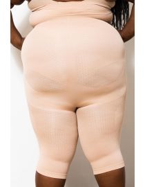 Modelarea pantalonilor scurți push-up împotriva celulitei – mărimea „XL”.