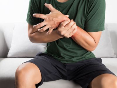 Ajutor la spasme la nivelul mâinii - atela antispastică Ajutor la spasme la nivelul mâinii - atela antispastică