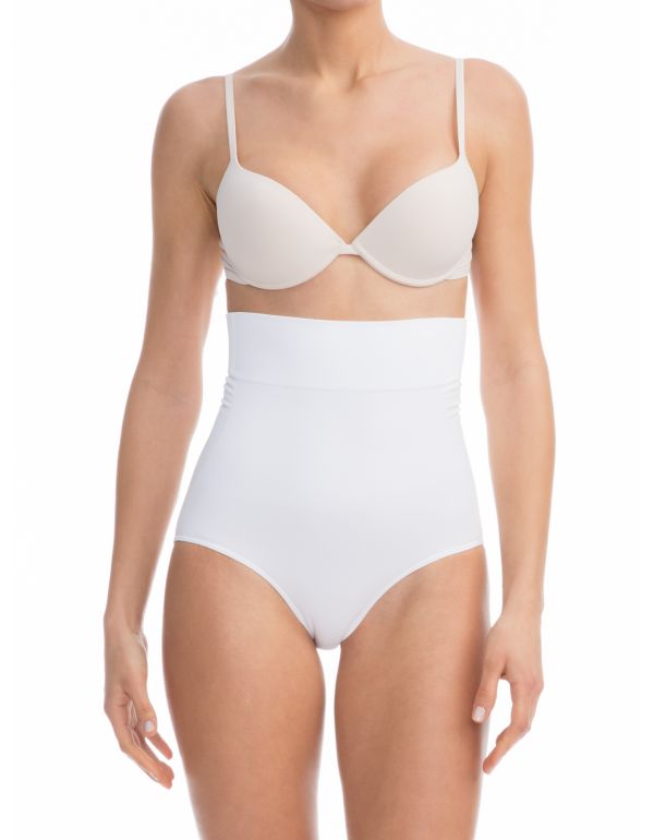 Modelarea chiloților push-up