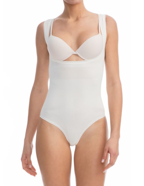 Puncte de modelare cu efect de push-up pe bust