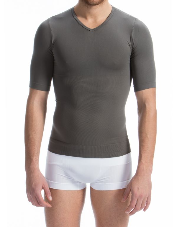Tricou care incalzeste si modeleaza