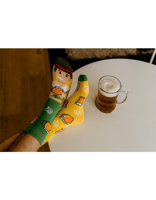 Sosete fericite Pivár