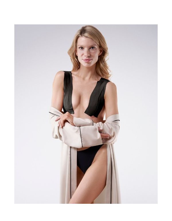 Bandă modelatoare pentru bust